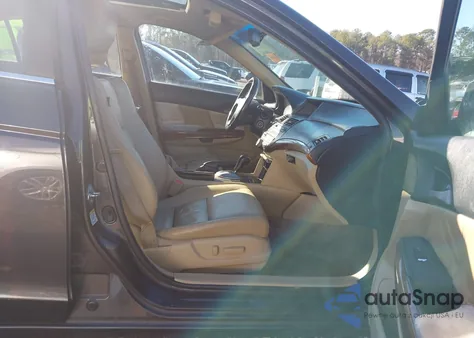 2011 Honda Accord 2.4 Ex-L from USA, damaged, VIN 1HGCP2F88BA148249